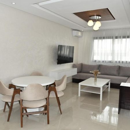 Lovely Apartment With Pool & Gym Кенитра Екстериор снимка