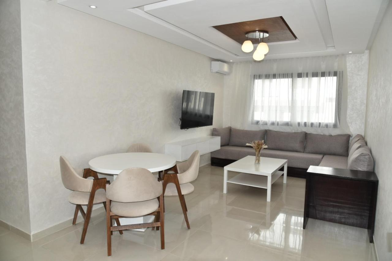 Lovely Apartment With Pool & Gym Кенитра Екстериор снимка
