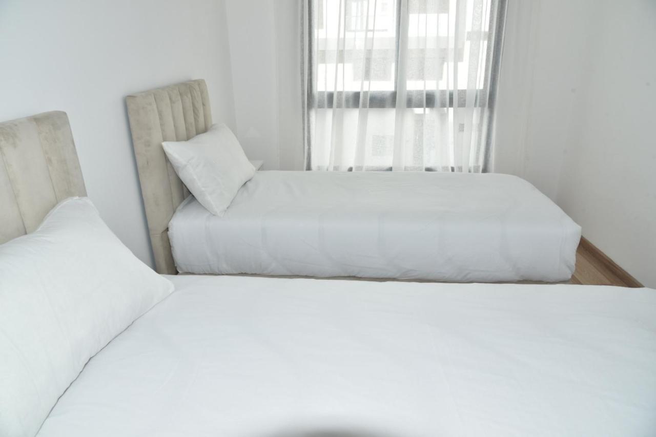 Lovely Apartment With Pool & Gym Кенитра Екстериор снимка
