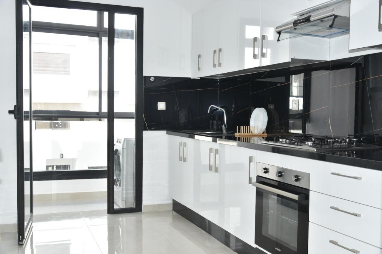 Lovely Apartment With Pool & Gym Кенитра Екстериор снимка